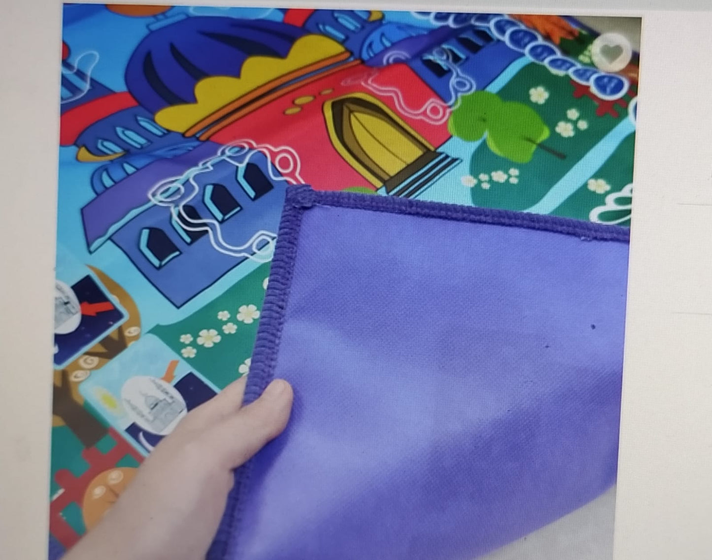 Electronic prayer mat for children